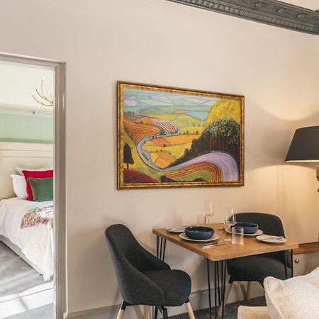 Royal View Apartments Киркби-Лонсдейл Экстерьер фото